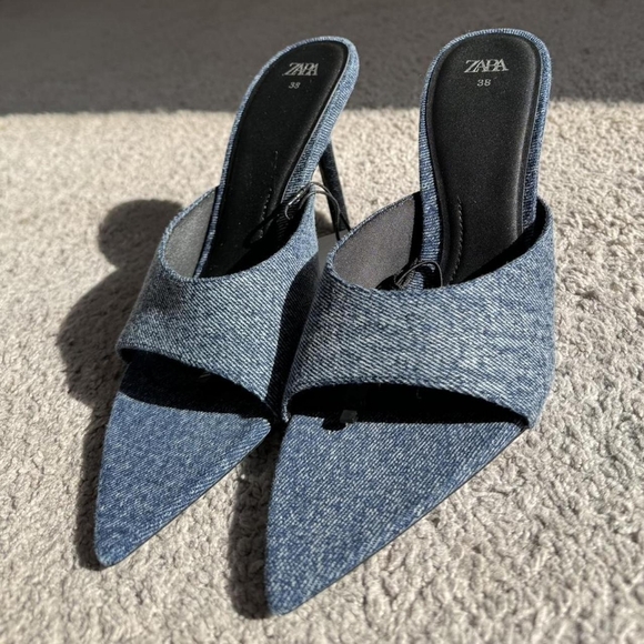 Zara Blue and Navy Knit Denim Pointed Toe Sandals Heels - Picture 3 of 8